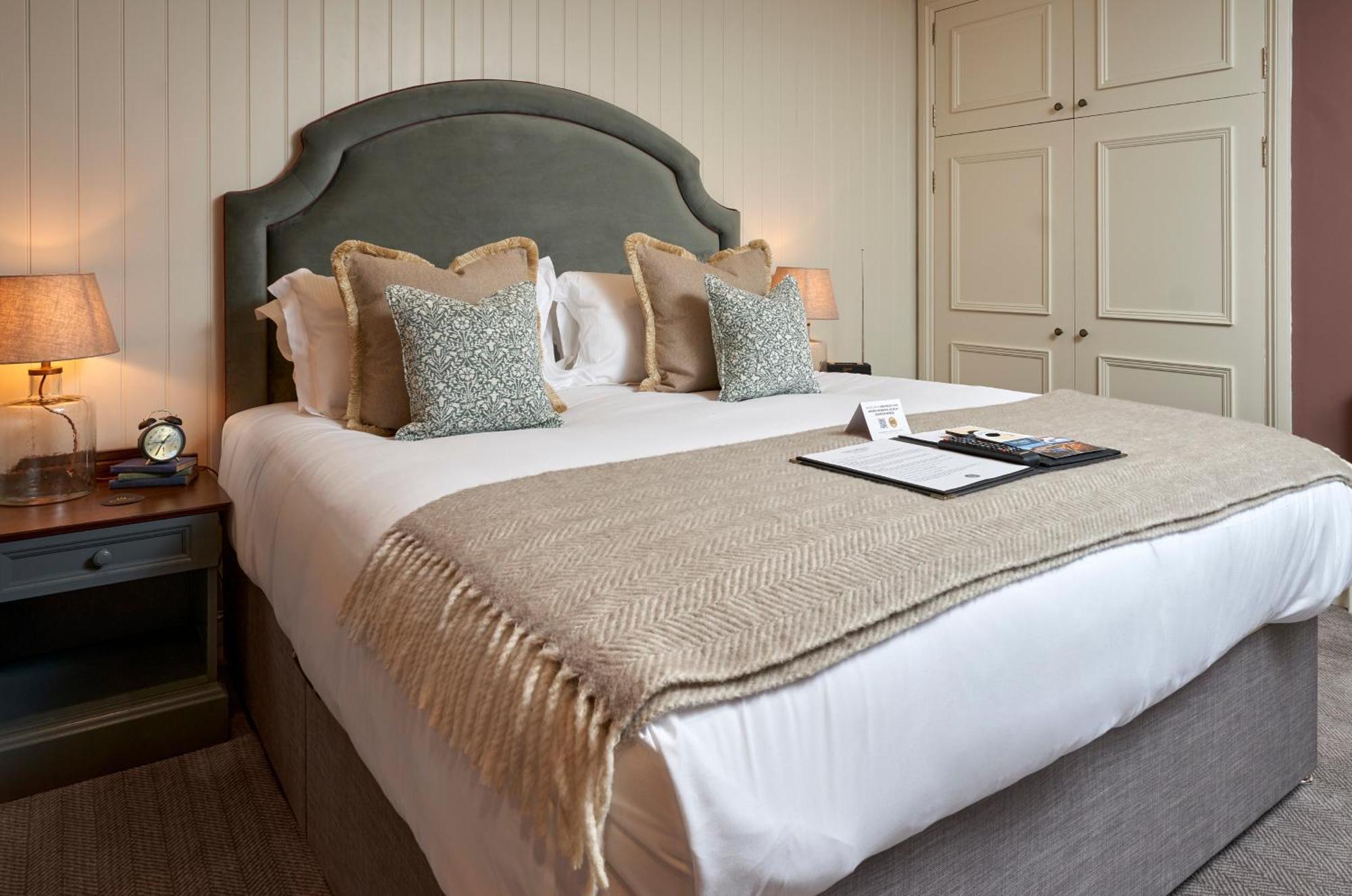 The Trout At Tadpole Bridge Hotell Faringdon Exteriör bild