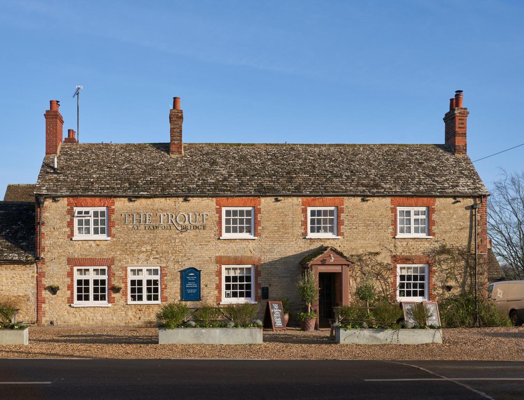 The Trout At Tadpole Bridge Hotell Faringdon Exteriör bild